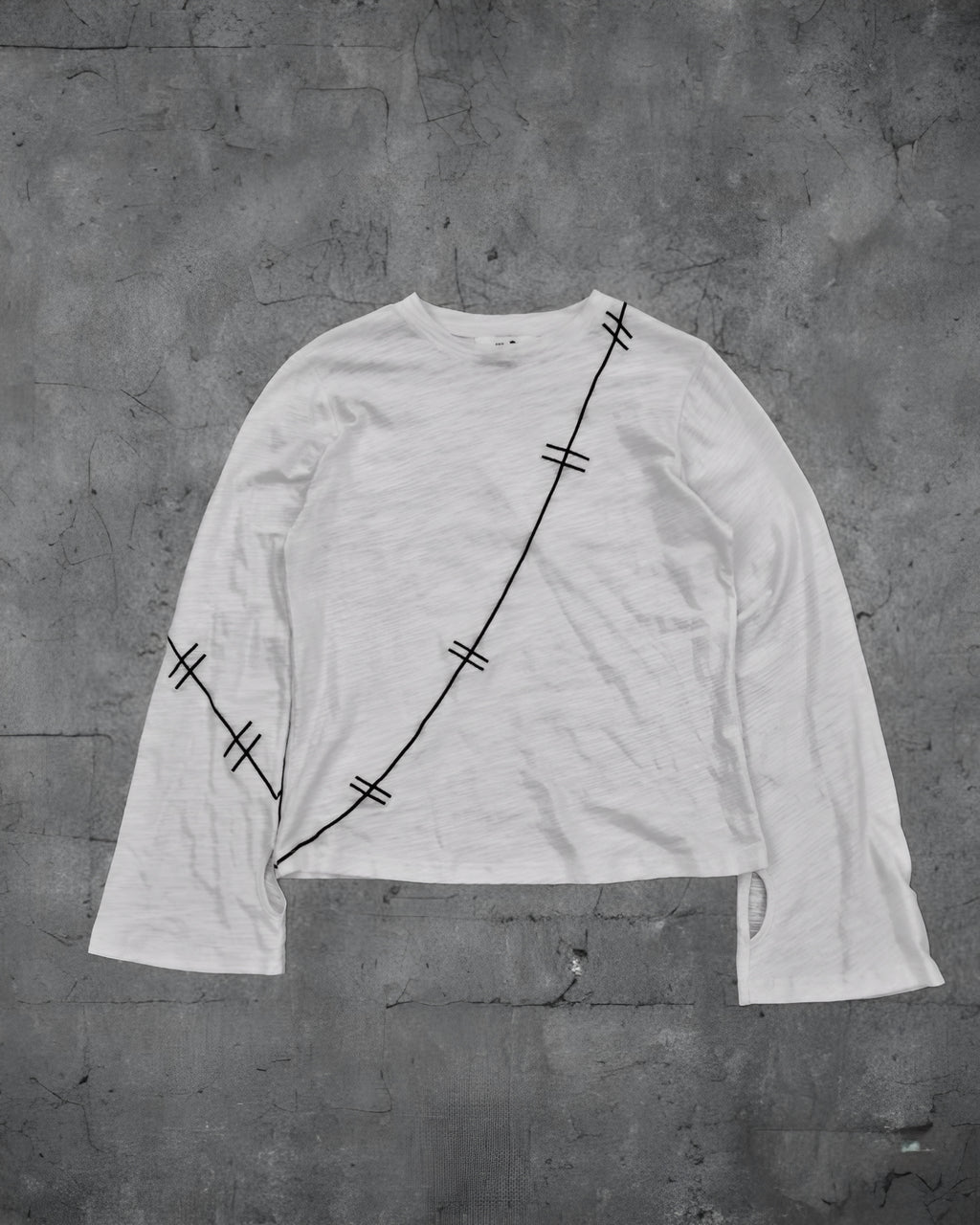 DANSHI Patched Long sleeve (WHITE)